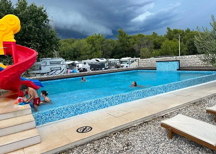 Romey Iikka Lejlighed Pula