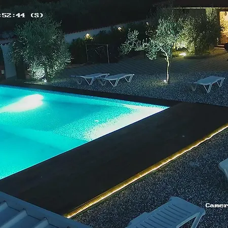 Apartment Umna &