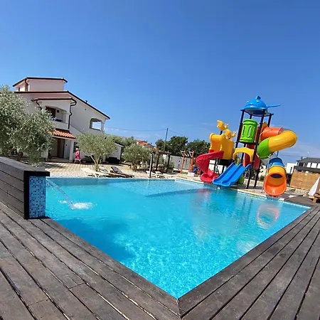 Apartment Umna &